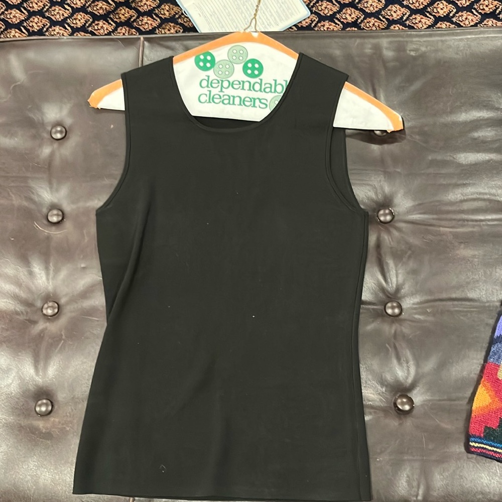 Ann Taylor Balck Tank